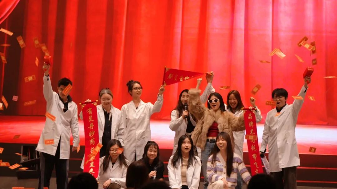 星光熠熠，一键启动剧星传媒各地“年会狂欢模式”！