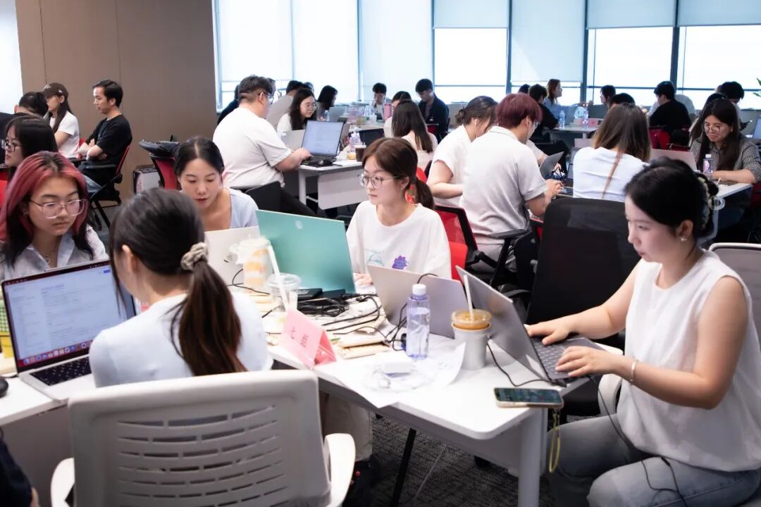夯实AI技术底座丨剧星传媒AIGC实战培训圆满举办