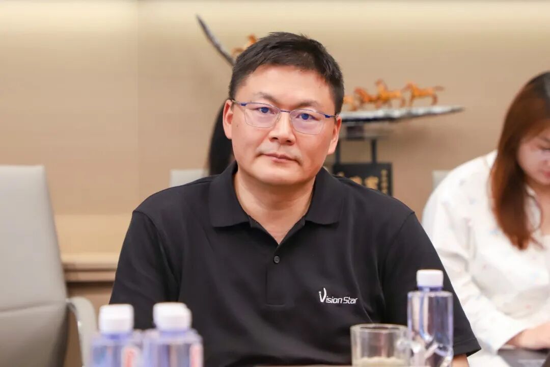 欢迎著名作家李筱懿老师来访剧星传媒