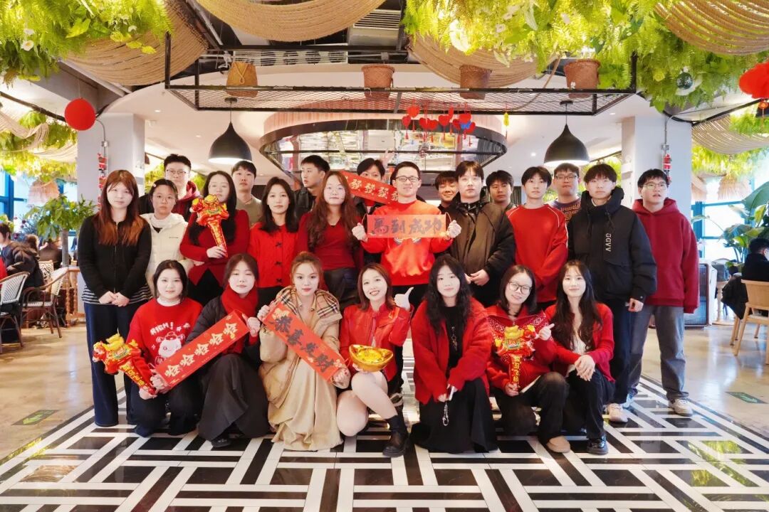 星光熠熠，一键启动剧星传媒各地“年会狂欢模式”！
