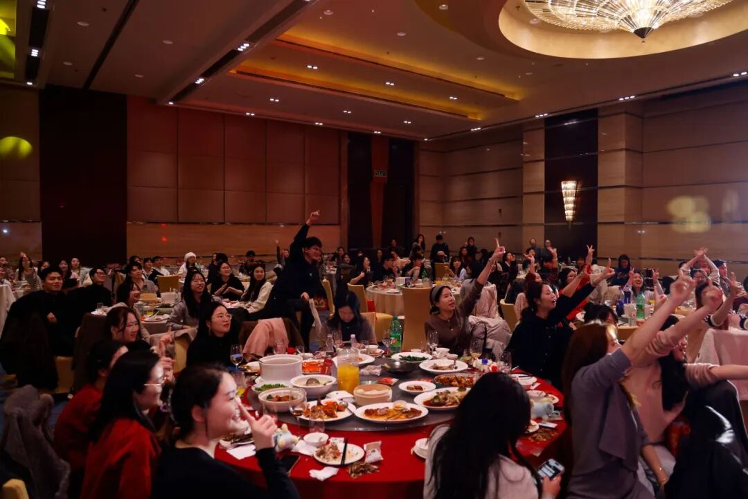 星光熠熠，一键启动剧星传媒各地“年会狂欢模式”！